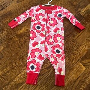 Hanna Andersson 6-9 month flower pajamas